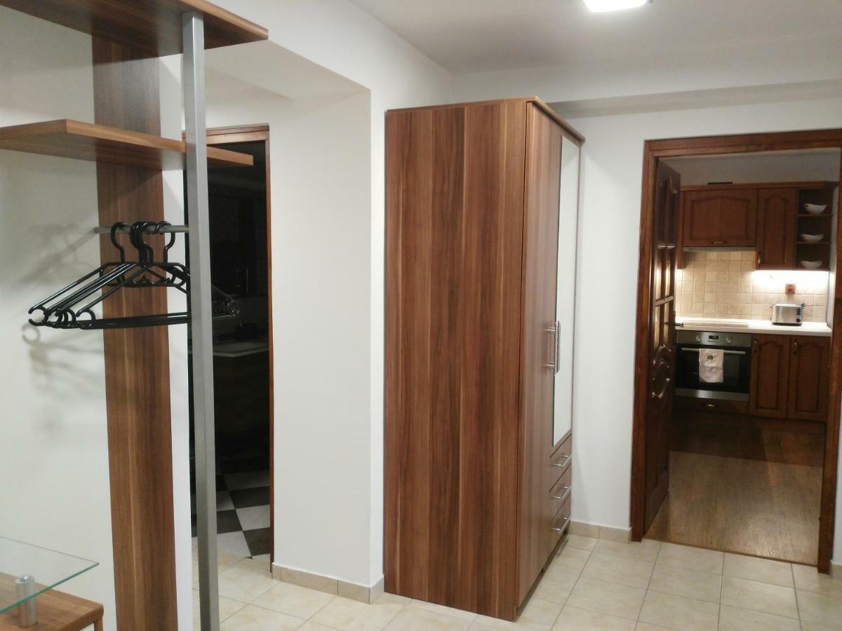 Apartman Eskadra 02 Горни-Мала-Упа Экстерьер фото