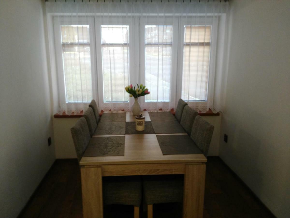 Apartman Eskadra 02 Горни-Мала-Упа Экстерьер фото