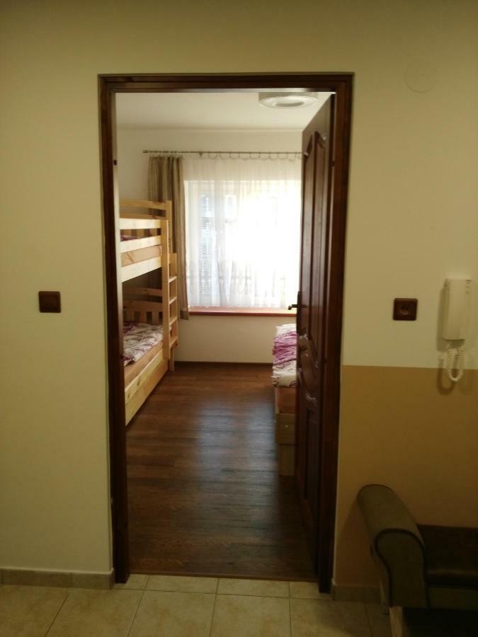 Apartman Eskadra 02 Горни-Мала-Упа Экстерьер фото
