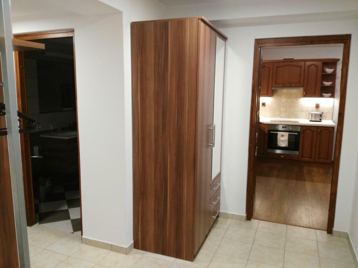 Apartman Eskadra 02 Горни-Мала-Упа Экстерьер фото